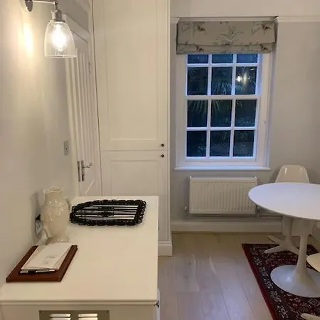 South Kensington Studio Лондон Экстерьер фото